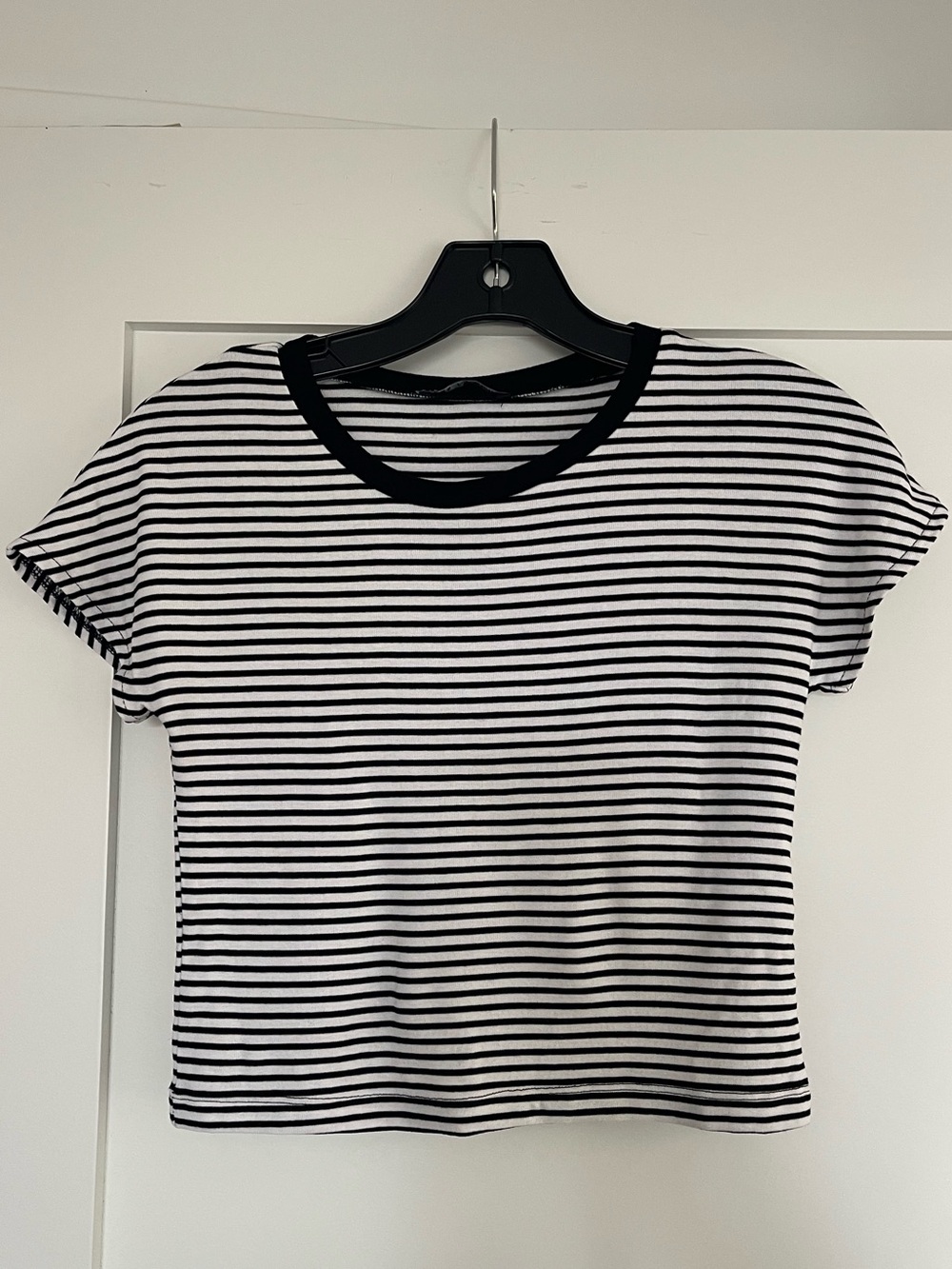 Zara Cropped Short-Sleeve Crewneck Tee - Black & White Striped Size S